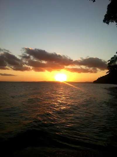 Entardecer sobre o Lago Guaíba